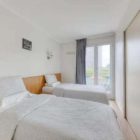 Apartment 7 Min Walk To La Defense Modern Flat In